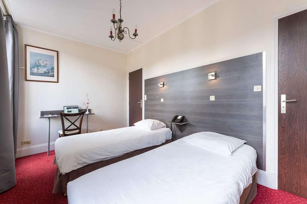 Du Helder Hotel 2*