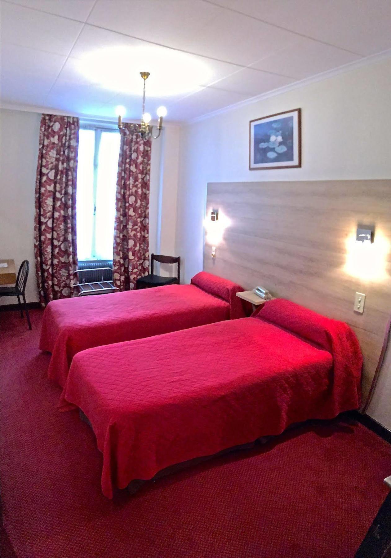 Du Helder Hotel 2*